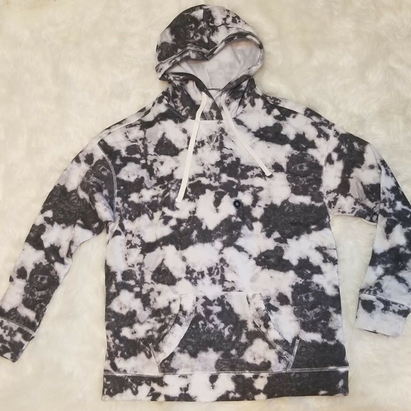 Hollister Sweaters - Hollister Women's Tie-Dye Oversized Hoodie XS